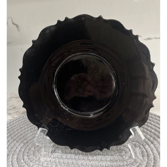 Vtg L E Smith Mt Pleasant Black Amethyst Round Glass Salad/desert Plate. - Picture 3 of 5